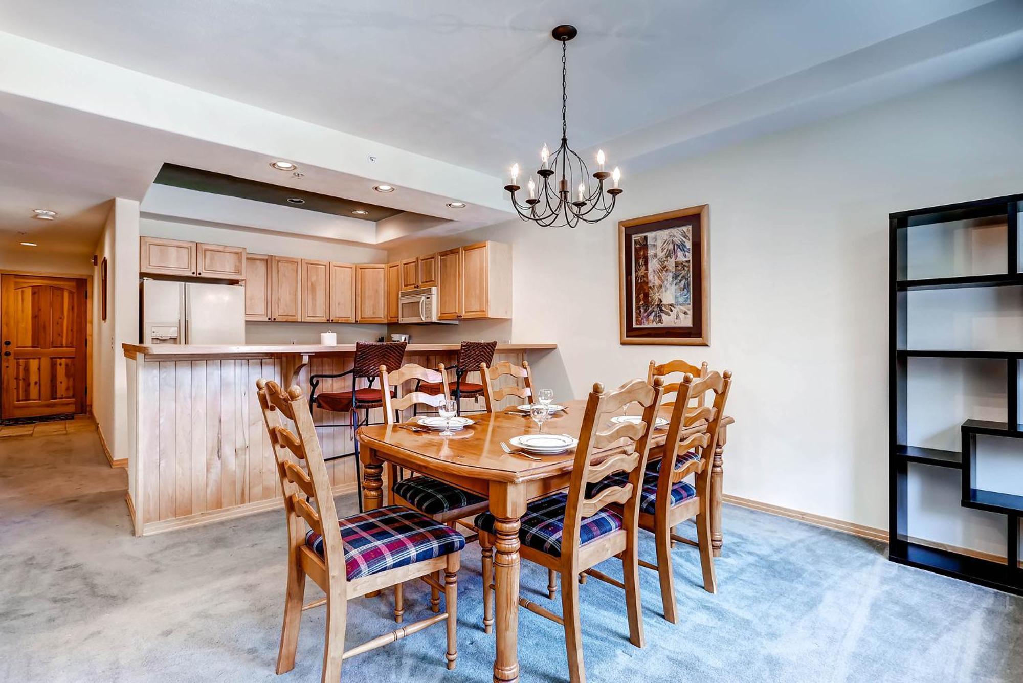 Corral At #103e - Private Hot Tub - Close To Town *